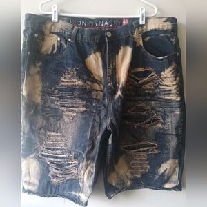 Lion Dynasty size 46 slim men blue jean shorts